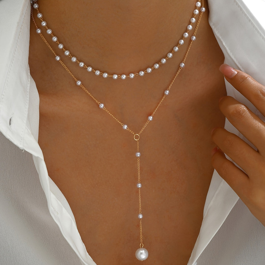 Elegantne pärlite kaelakee